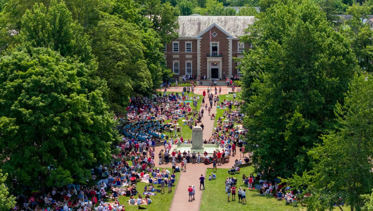 Crowds gathered on the Chautauqua Institution grounds